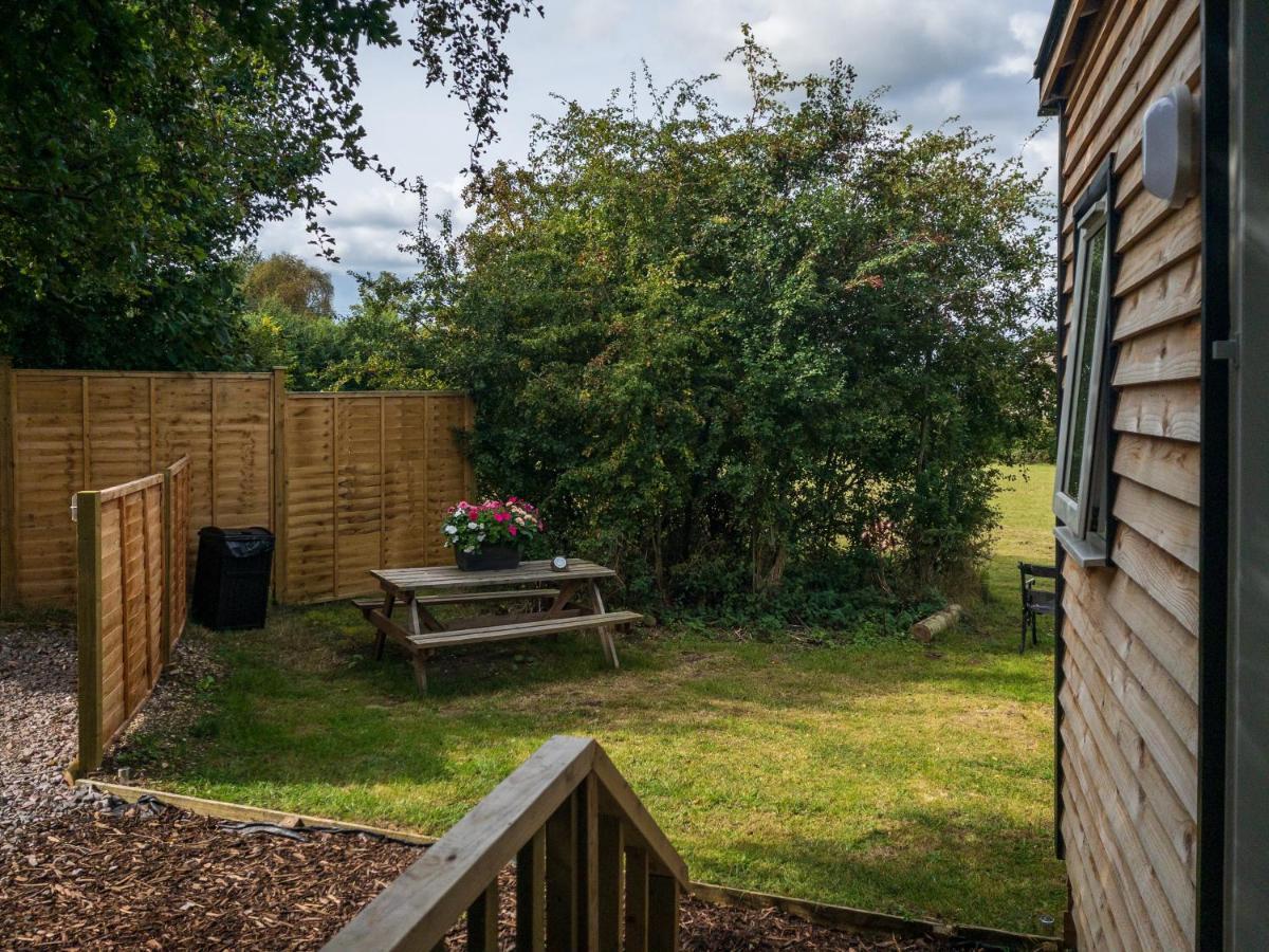 Shepherds Hut Bath Wick  Exterior photo